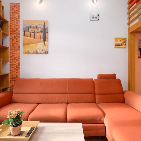 Urban View Apartment With Free Parking ลูบลิยานา ภายนอก รูปภาพ