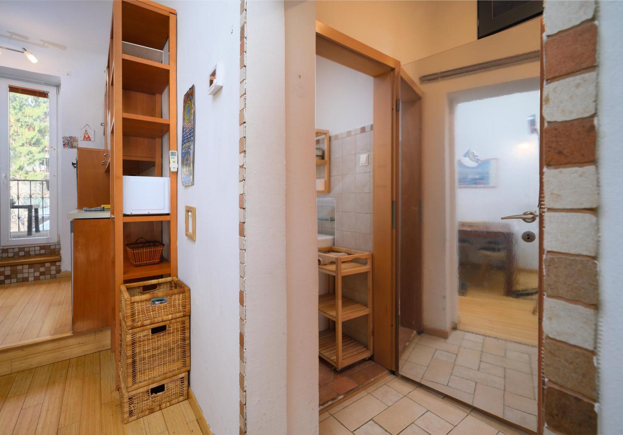 Urban View Apartment With Free Parking ลูบลิยานา ภายนอก รูปภาพ