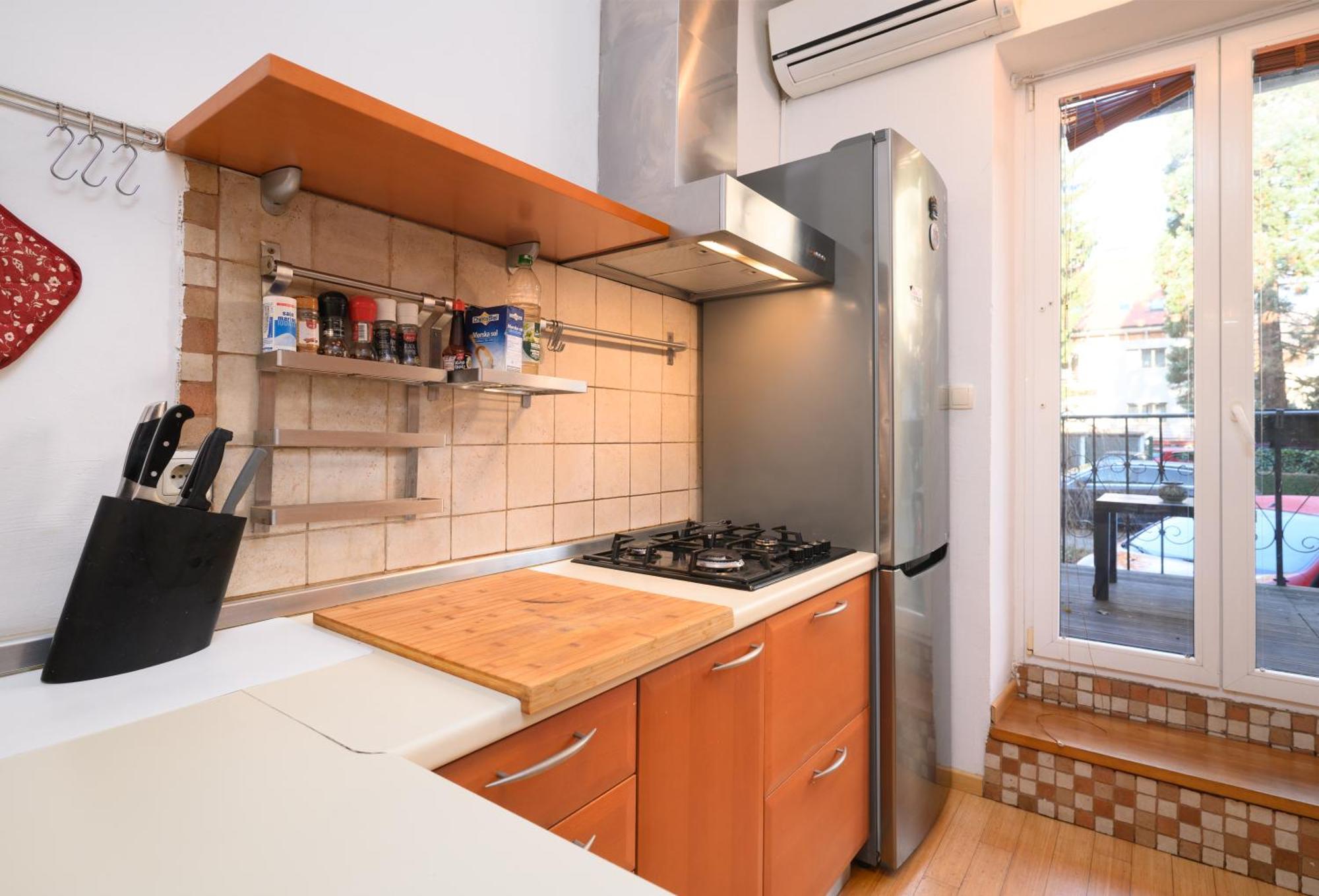 Urban View Apartment With Free Parking ลูบลิยานา ภายนอก รูปภาพ